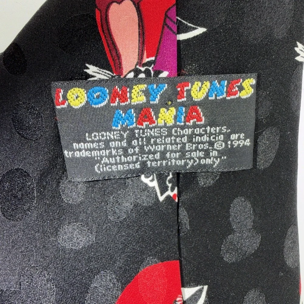 Tie Looney Tunes Vintage 1994 Pepe Le Pew Valentines Love Romance 100% Silk